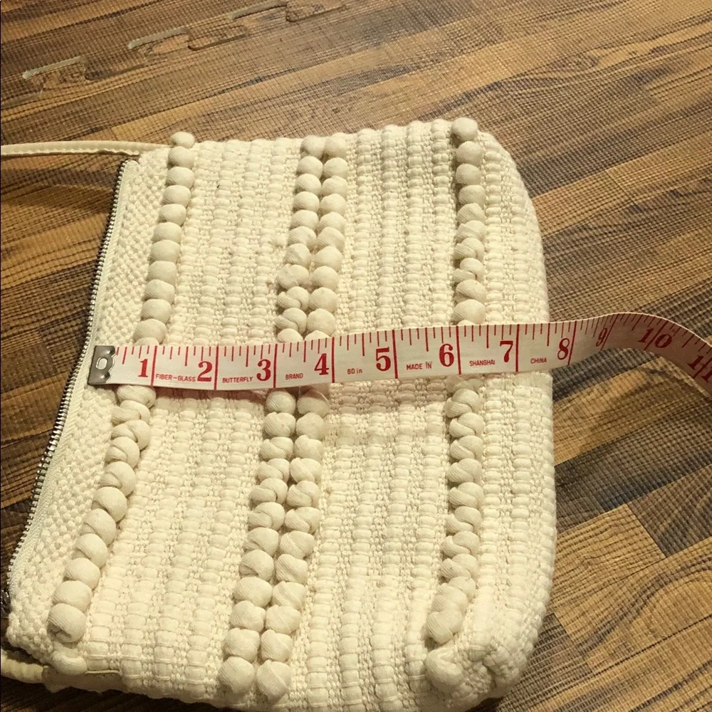 H&M Cream Knit Pom-Pom Shoulder Bag